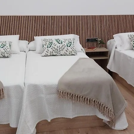 Pilgrimsroom La Parada Del Camino 3*