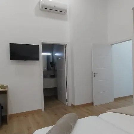 Pilgrimsroom La Parada Del Camino Guest house